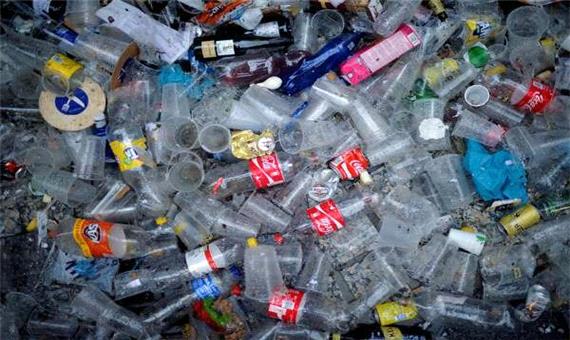 چالش‌های مصرف پلاستیک از نگاه تولیدکنندگان بررسی شد