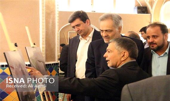 نمایشگاه عکس نیاموخته‌های فروریخته در یزد
