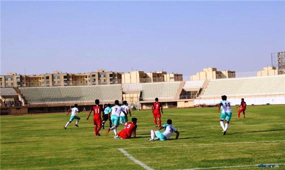 پیروزی تیم فوتبال شهید قندی یزد در مقابل اترک بجنورد