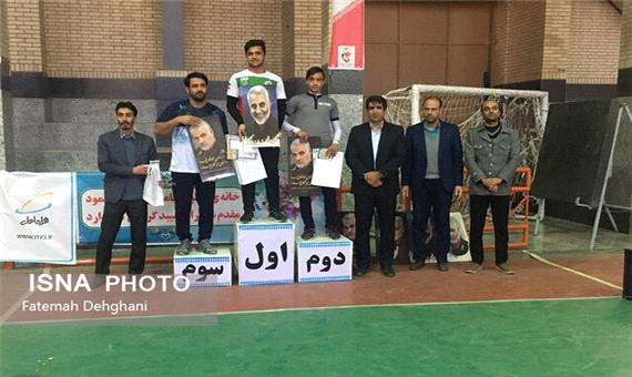 برگزاری رقابت‌های آزاد تیراندازی با کمان استان یزد در میبد + نتایج