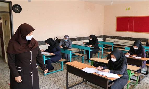 معلمان طرح حمایتی یزد، تامین مطالبات خود را خواستار شدند