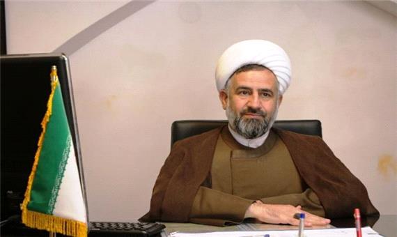 مدیر حوزه‌های علمیه یزد: انتقاد از مسوولان با اهانت تفاوت زیادی دارد