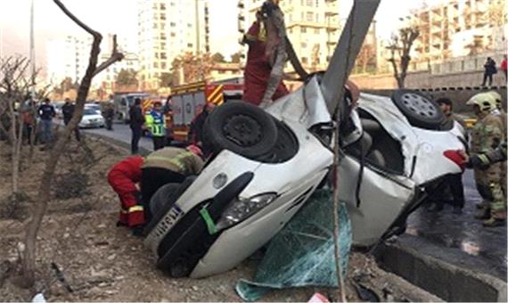 تصادف شدید پنج خودرو در بزرگراه امام علی(ع)