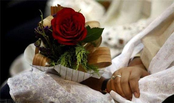 مراسم عقد 400 زوج یزدی در کنار گلزار شهدا/ پرداخت وام 10 میلیون تومانی به زوج‌ها