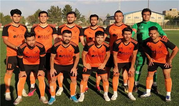 تیم فوتبال شهید قندی یزد در یک قدمی صعود به لیگ دسته یک