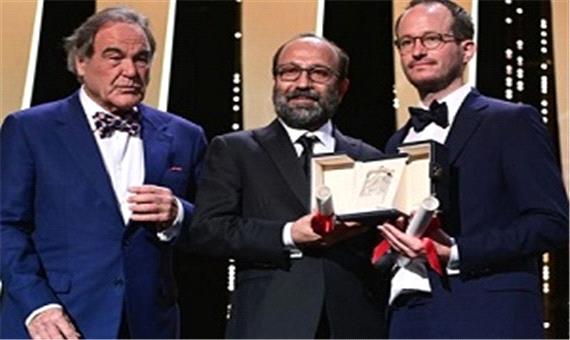 اصغر فرهادی جایزه بزرگ نخل طلای کن 2021 را برد + عکس