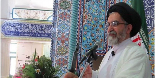 انتقاد شدید امام‌جمعه ابرکوه از مسئولین بی‌کفایت در تنظیم بازار/مردم گرفتار کرونای بی‌تدبیری مدیران