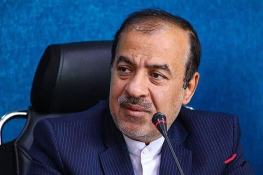معاون توسعه مدیریت و منابع استاندار یزد عنوان کرد: با تصویب کارگروه اضطرار موج گرما، ادارات دولتی، مراکز آموزشی و بانک‌های استان یزد روز چهارشنبه ۲۲ مرداد تعطیل اعلام شدند.