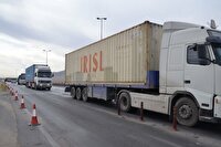 رانندگی نوجوان با تریلی در محور یزد- طبس