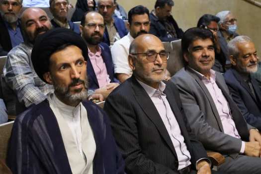 حضور مدیرکل آموزش و پرورش استان در آیین تجلیل از خیرین مدرسه‌ساز شهرستان اردکان
