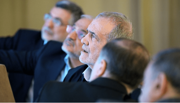 جای پول‌هایی که پزشکیان دنبالشان بود، پیدا شد؛ معافیت مالیاتی 1.2 میلیارد دلاری 3 بانک