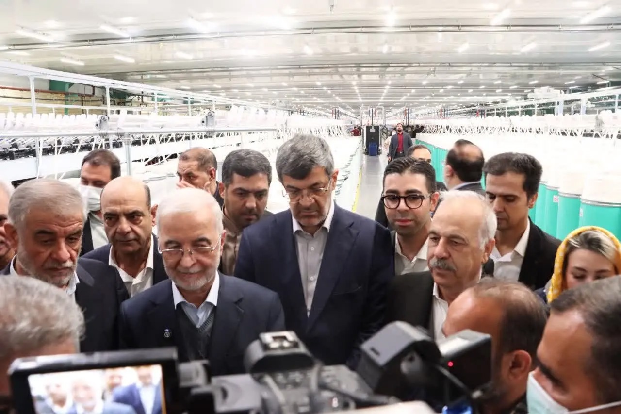 🎬 افتتاح «رسن ریس آریا»؛ گامی دیگر برای رونق نساجی در یزد