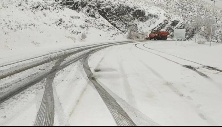آغاز بارش برف در استان یزد