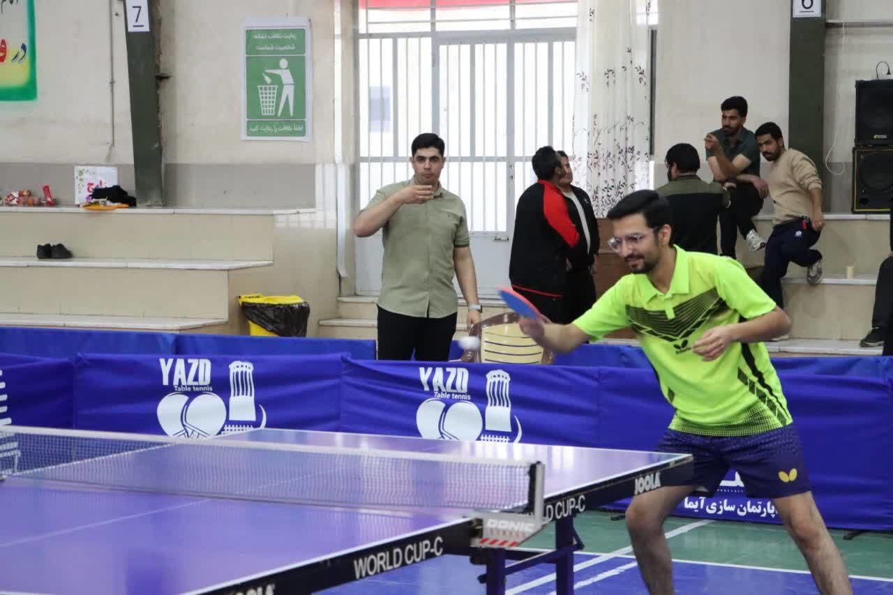مسابقات تنیس روی میز در مهریز
