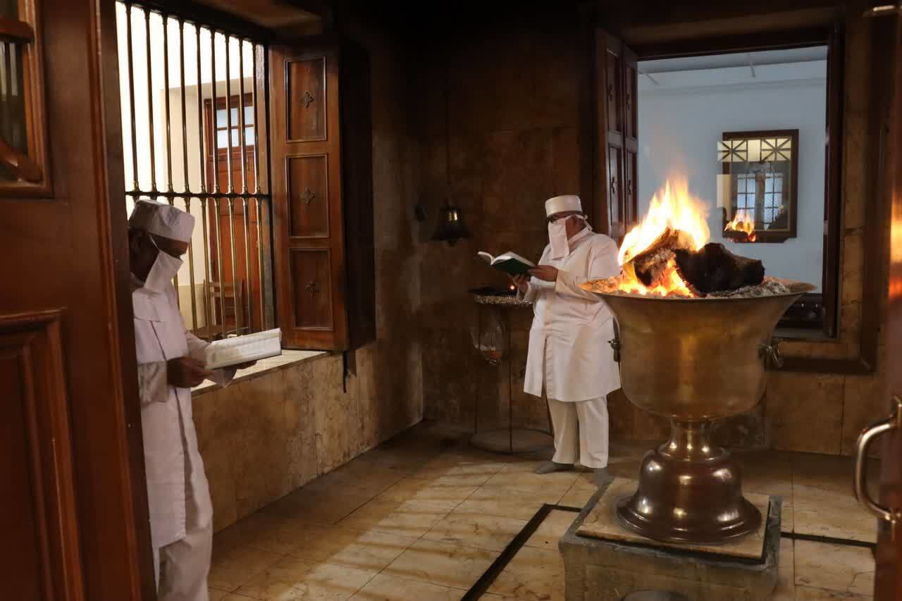 طنین‌انداز شدن زنگ انقلاب در آتشکده یزد