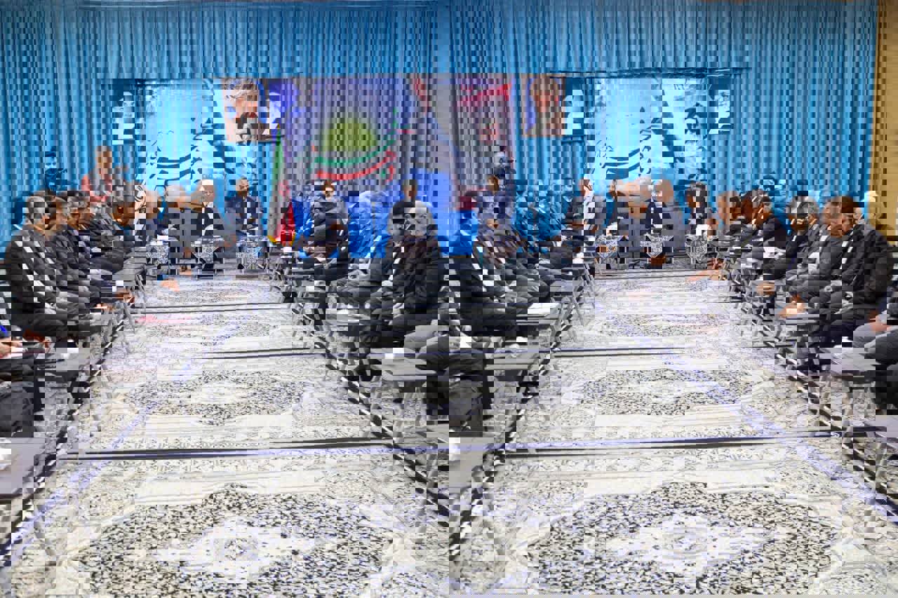 ناصری: مردم یزد باید از ظرفیت معادن و صنایع استان بهره‌مند شوند