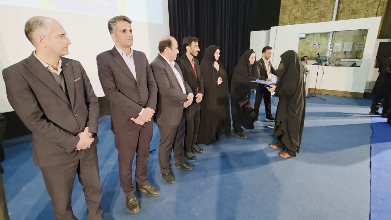 همایش بزرگداشت هفته جوان در میبد