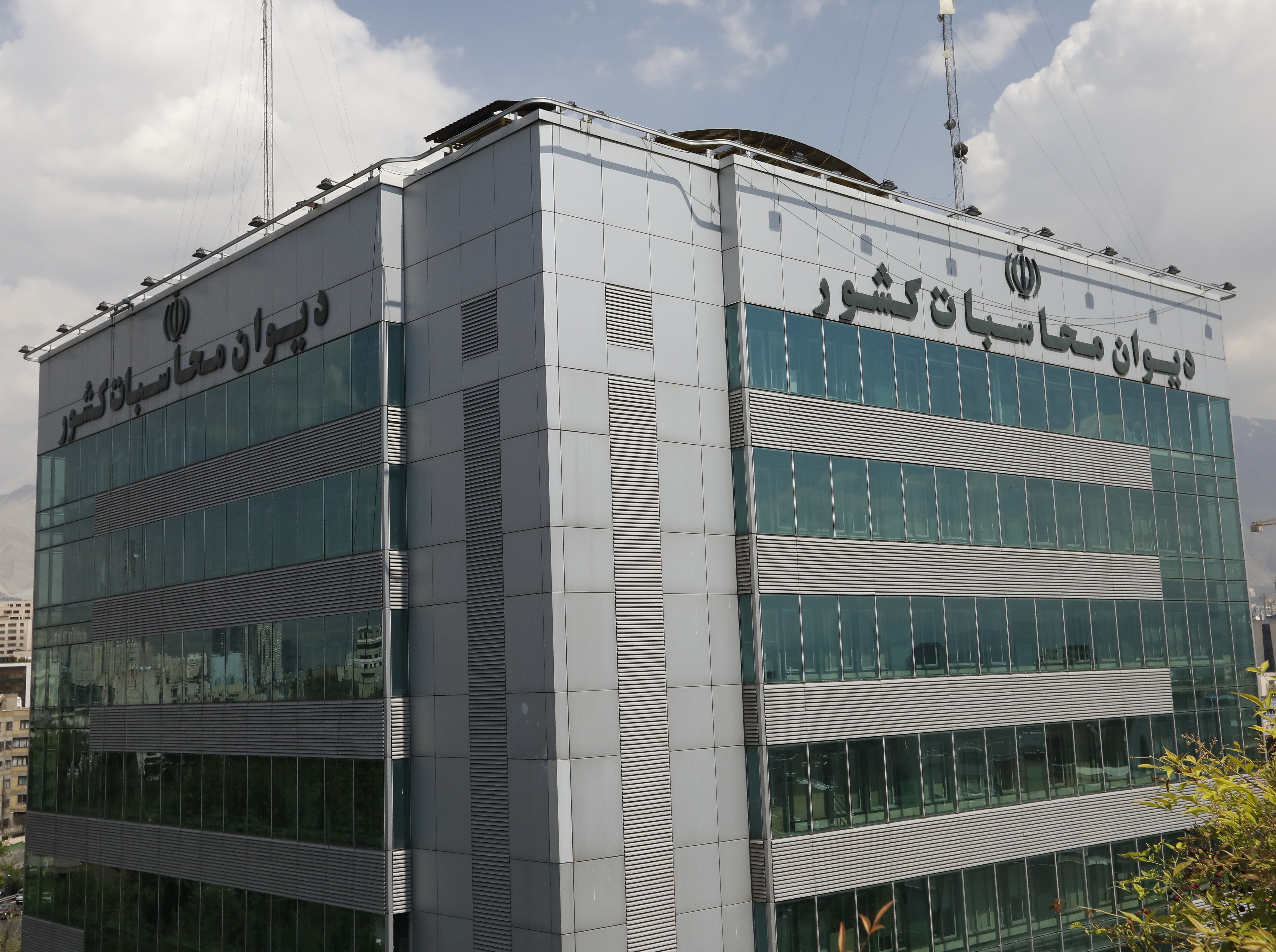 بودجه شرکت‌های دولتی باید دقیق و قابل تحقق باشد