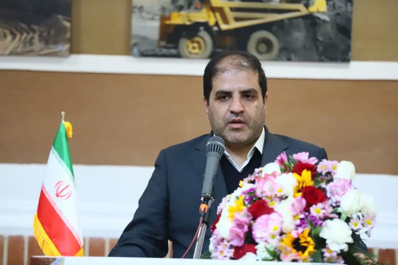 تأکید معاون استاندار یزد بر عدالت و محرومیت‌زدایی در اکتشافات جدید معدنی