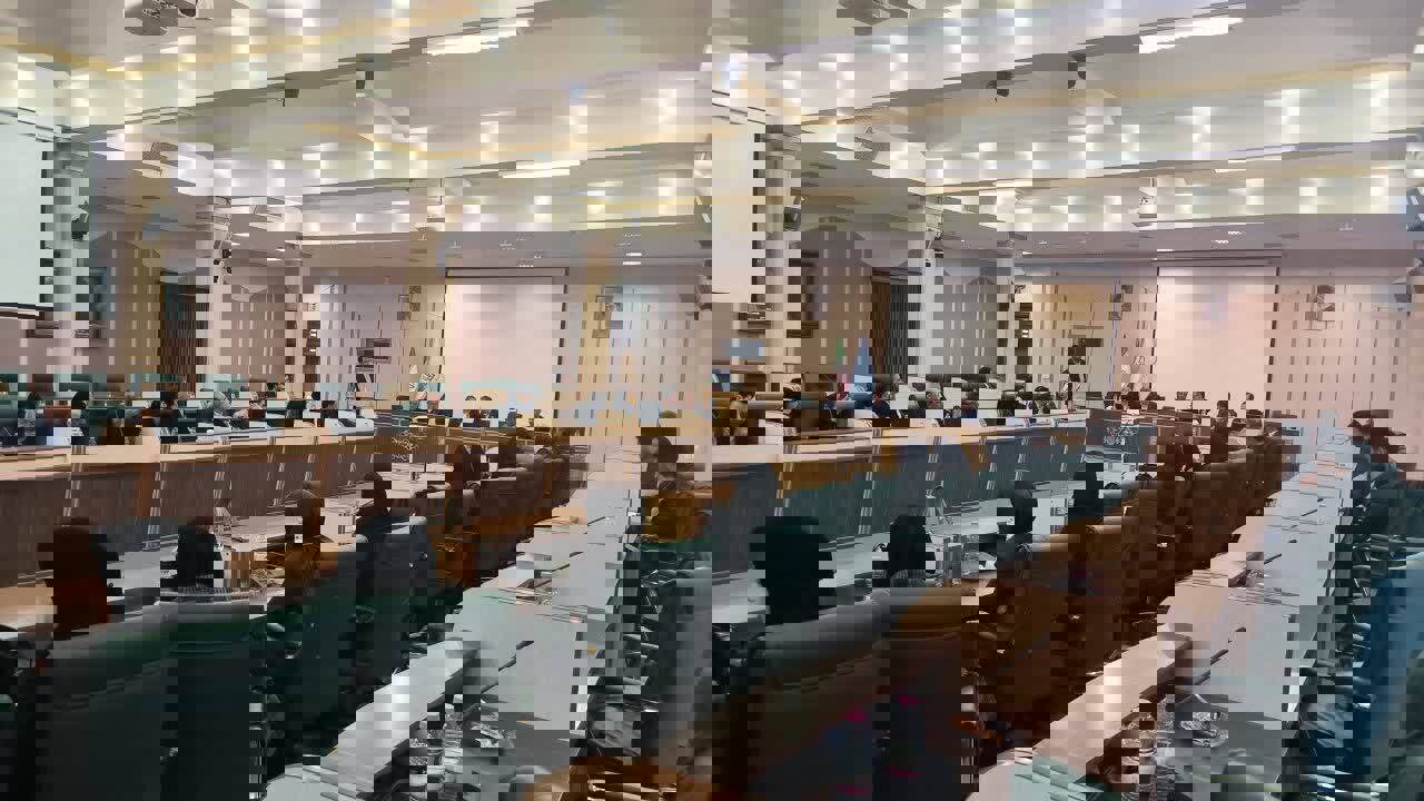 عبادی: اصلاح فرمول تعرفه‌گذاری، گامی برای افزایش انگیزه پرستاران است