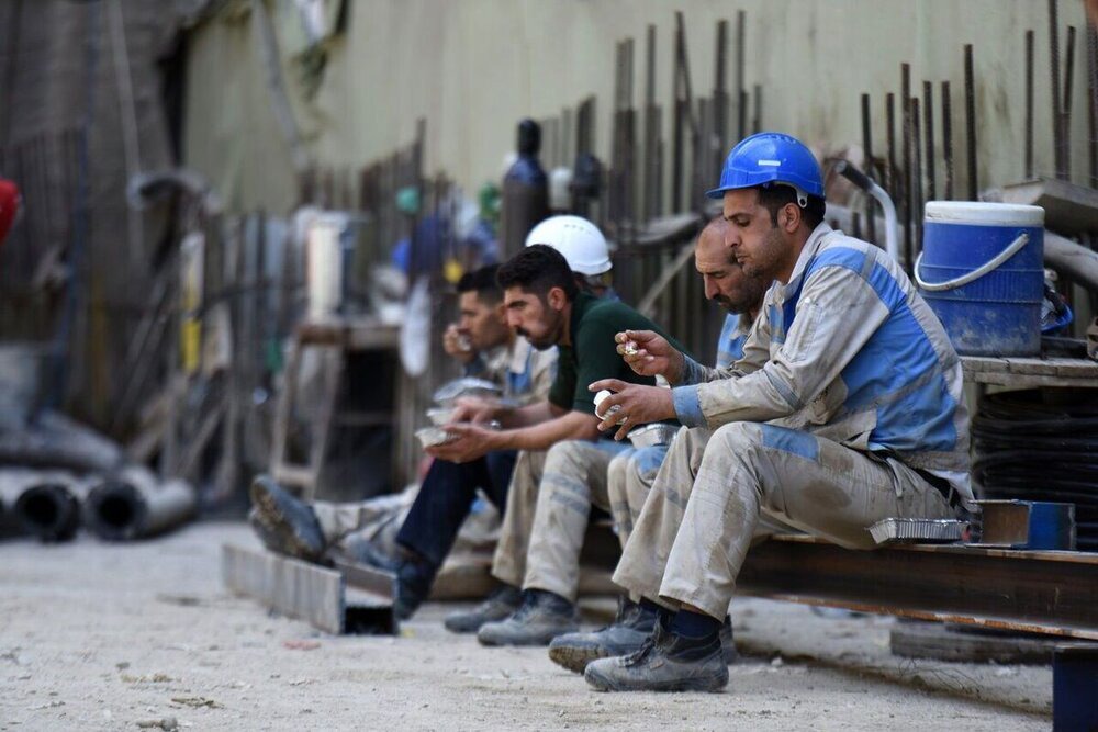 کالبدشکافی معضل بیکاری تحصیلکرده‌های یزد/ از مهارت‌گریزی تا انفعال صنعت