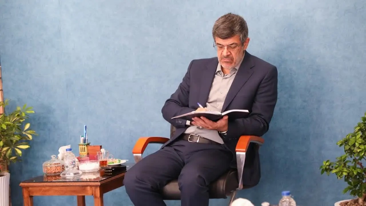 پیام تبریک استاندار یزد به مناسبت روز ملی ارتباطات و روابط عمومی