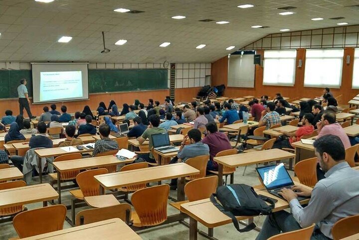 کلاس‌های حضوری تحصیلات تکمیلی دانشگاه یزد از سر گرفته شد