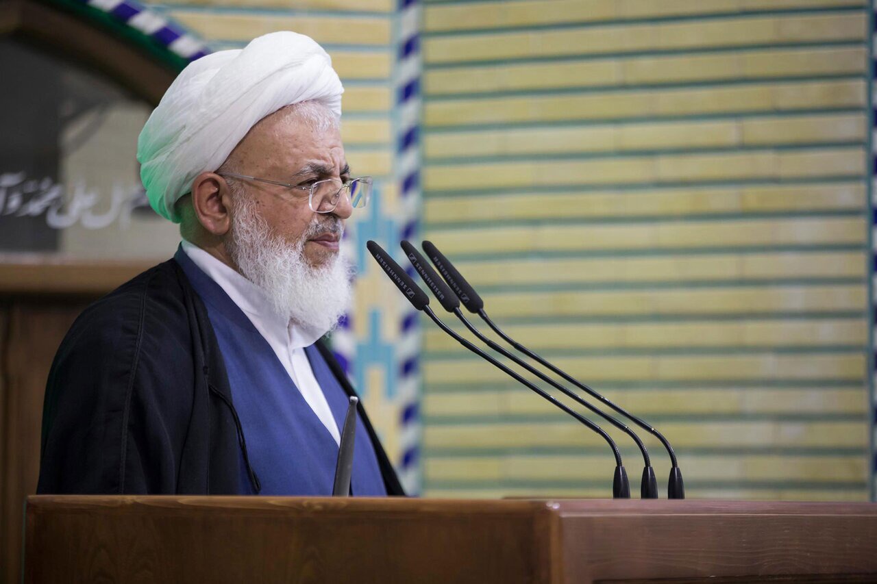 اتحاد و همدلی، راه عبور از جنگ رسانه‌ای دشمن