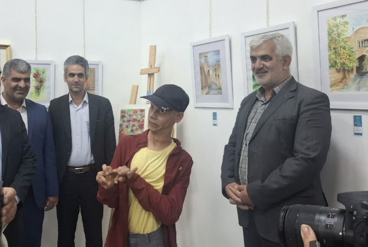 افتتاح نمایشگاه نقاشی آبرنگ در مهریز