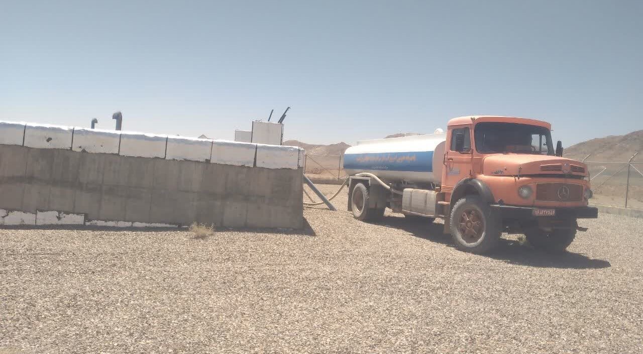 ترمیم فوری خط انتقال مجتمع فتح‌آباد، آب پایدار ۱۸ روستای خاتم را حفظ کرد