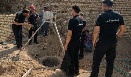 نجات جوان ۱۷ ساله میبدی پس از سقوط در چاه
