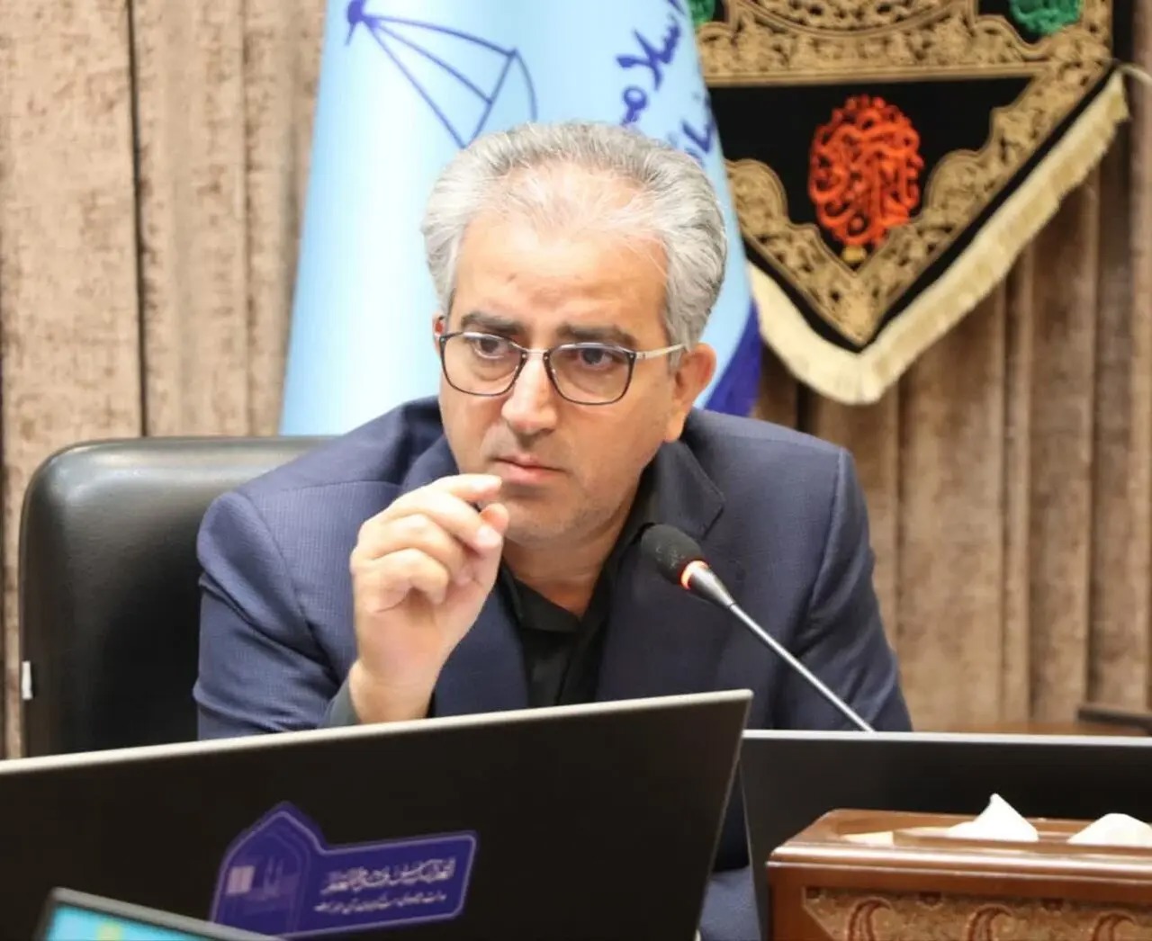 بر رفع موانع و تقویت ظرفیت‌های تولیدی استان تاکید کرد