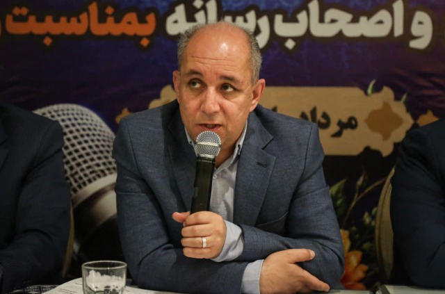 بازی چادرملوی اردکان با سپاهان اصفهان با حضور تماشاگران