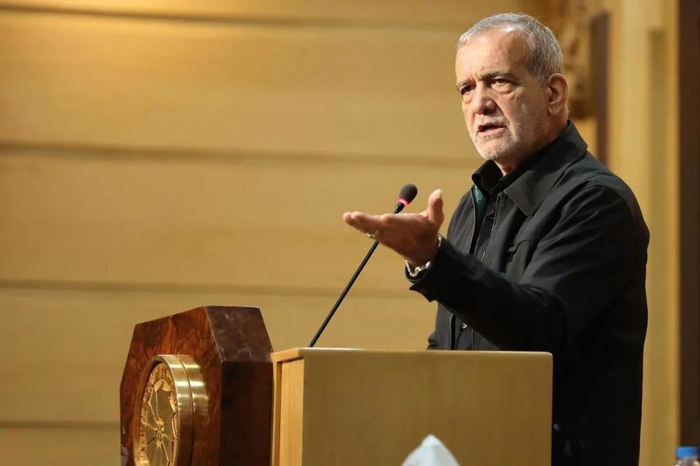 رئیس‌جمهور: چه کسی گفته دولت باید بنزین را ۱۳۰ هزار تومان بخرد و ۱۵۰۰ تومان بفروشد؟ | آخرین خبر