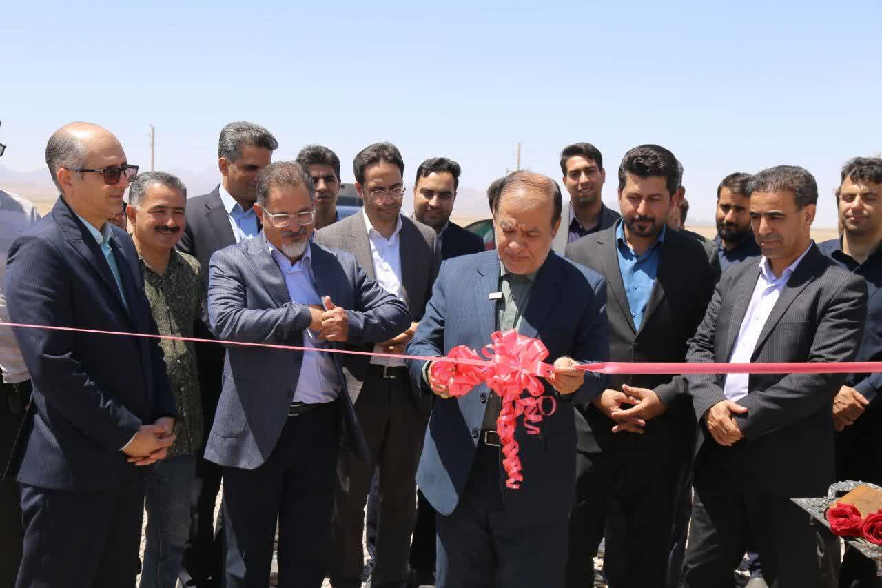 بهره‌برداری از چهار نیروگاه خورشیدی در میبد