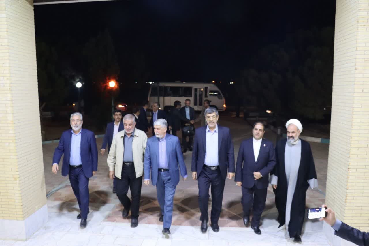 وزیر فرهنگ و ارشاد اسلامی وارد یزد شد