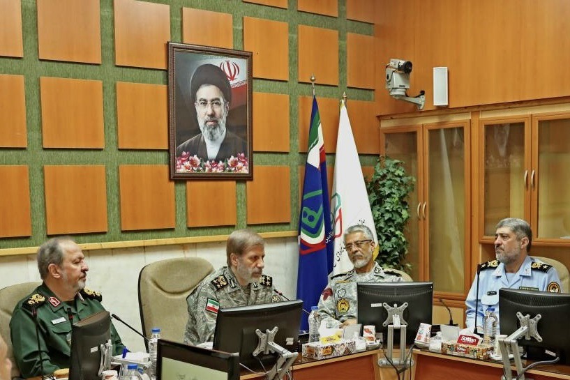 سردار ابن‌الرضا: اطلاعات گرانبهایی از دشمن به دست آوردیم