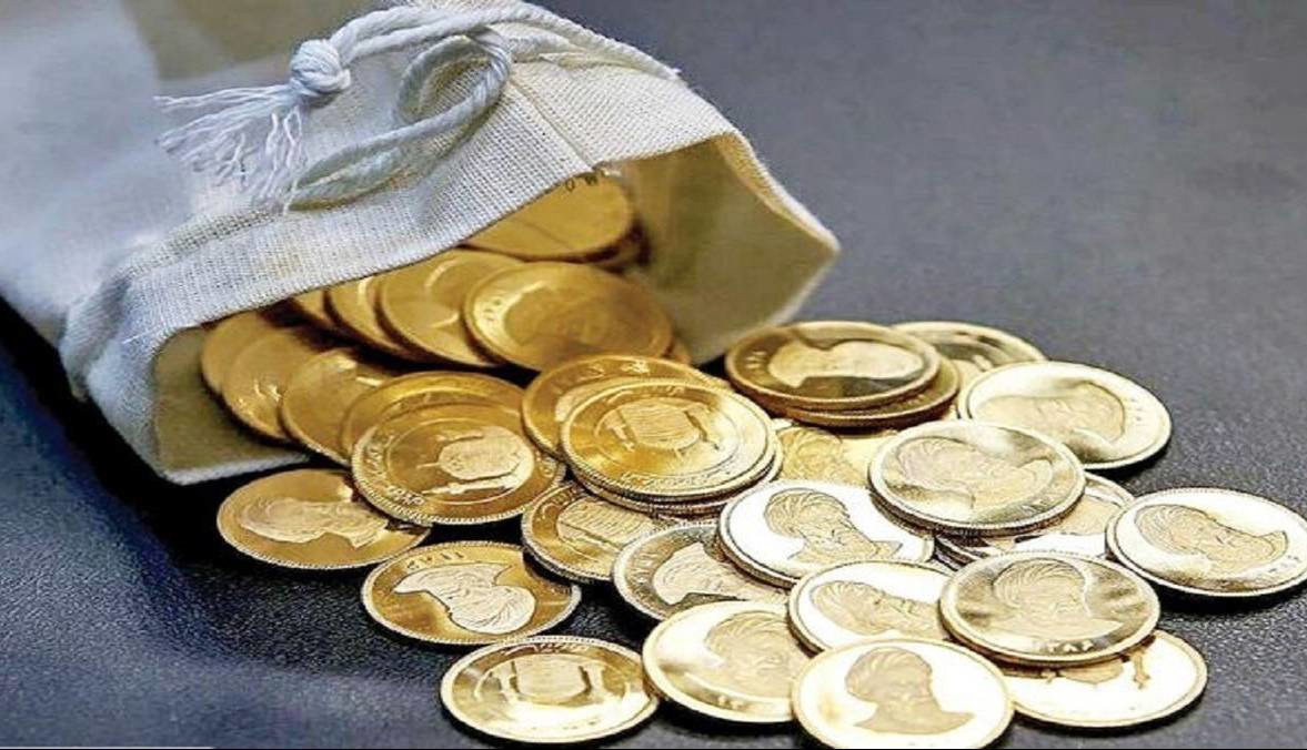 رشد قیمت ها در بازار سکه و دلار؛ طلا اندکی عقب نشست