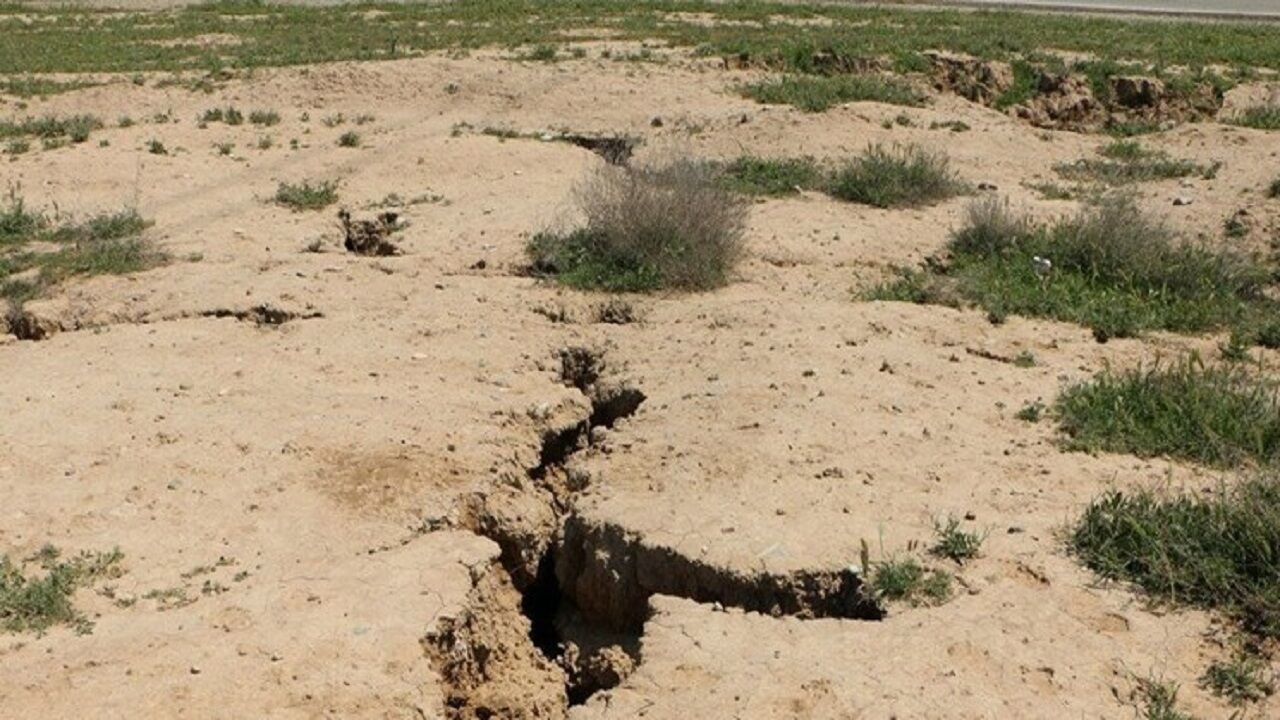 قصه آب تفت؛ آبخوان‌هایی که نفس کم می‌آورند