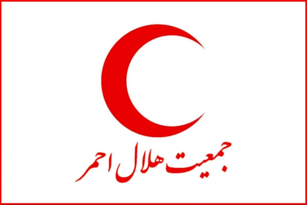 نجات خانواده سه‌نفره از دل کویر یزد در عملیات ۲.۵ ساعته هلال‌احمر
