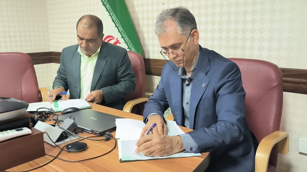 تفاهم‌نامه ارتقای سلامت دانشجومعلمان و کارکنان دانشگاه فرهنگیان یزد امضا شد