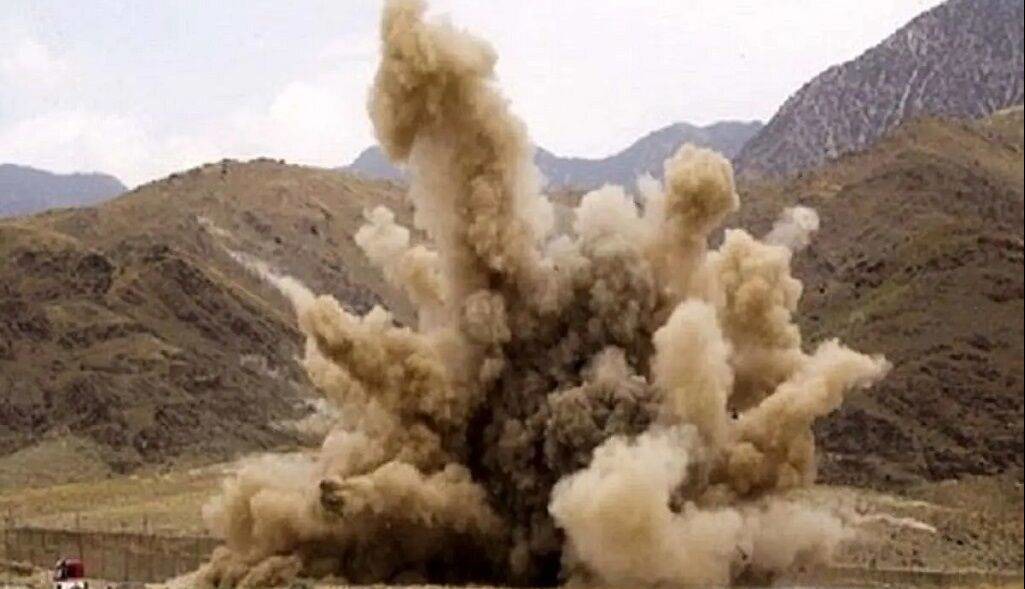 انفجار مهمات به‌جامانده از جنگ تحمیلی در دالاهو سه عضو یک خانواده را مجروح کرد