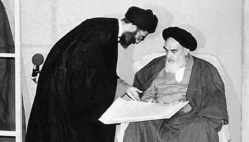 عالِم به دین و سیاست؛ روایتی از انتخاب حضرت آیت الله خامنه‌ای به ریاست جمهوری