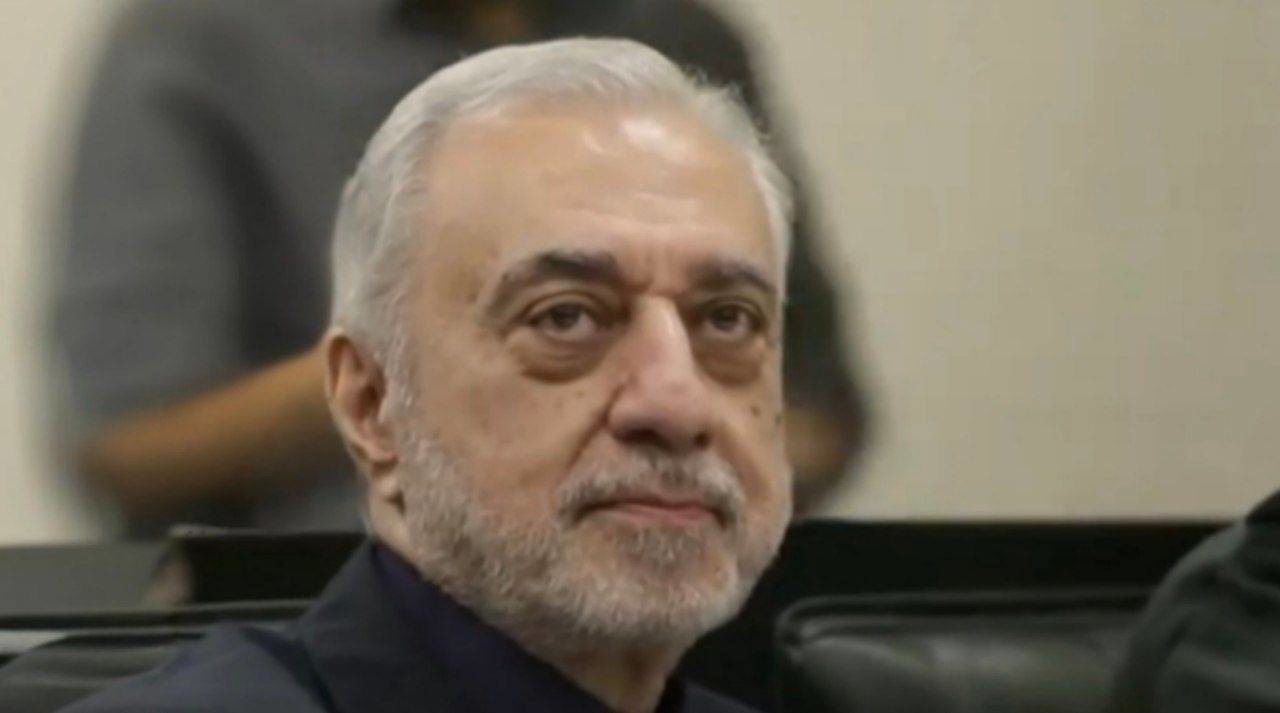 ادامه بررسی سوابق و برنامه‌های وزیر پیشنهادی دفاع