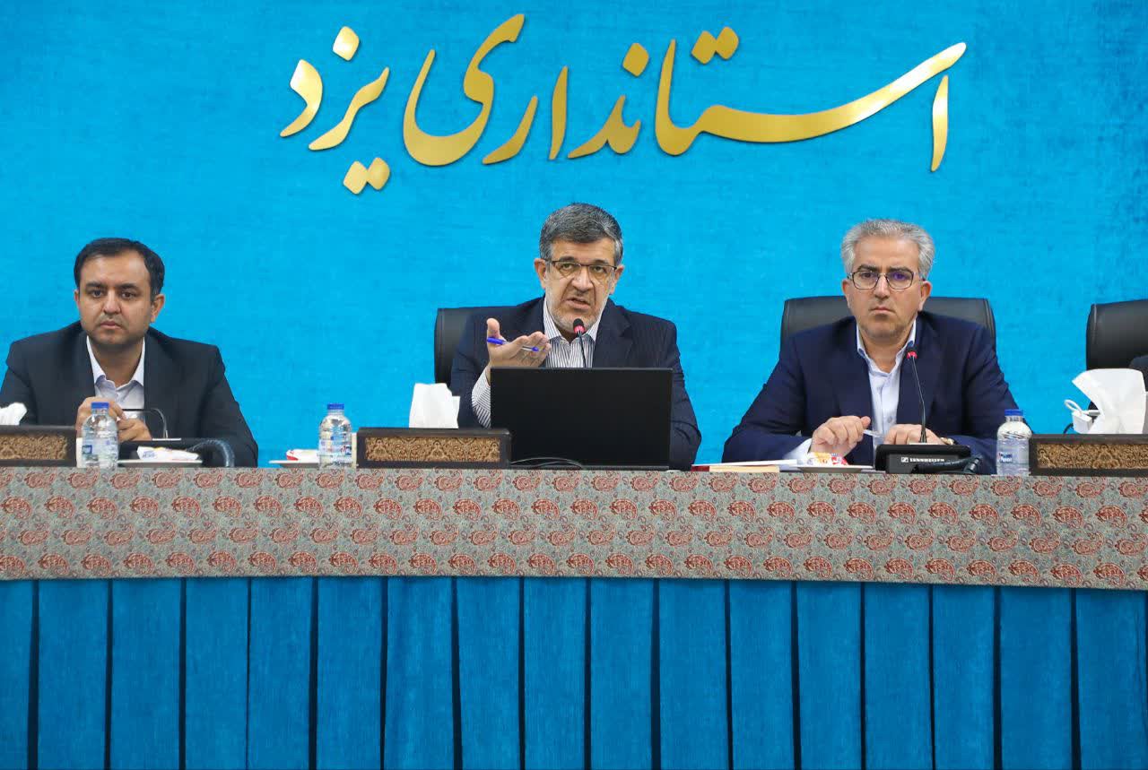 تشکیل قرارگاه نظارت بر بازار میوه و کالا‌های اساسی یزد تا ۱۰ روز آینده