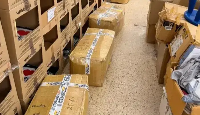 ۶۰۰۰ کالای تقلبی بارسلونا کشف و ضبط شد!